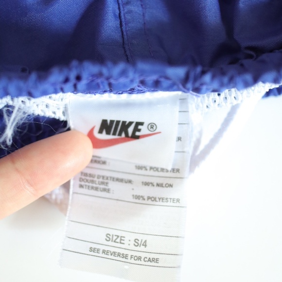 Vintage 90-00s Nike Navy Swim Trunk / Youth S, 4Y - Picture 4 of 6